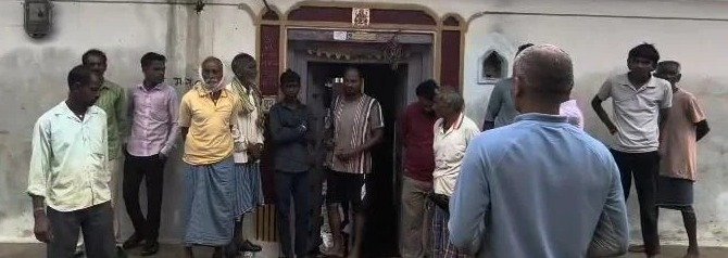 स्कूल बस ने 3 साल मासूत की कुचला मौके पर मौत