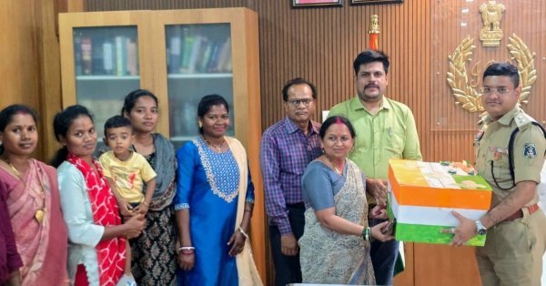 रक्षाबंधन पर जवानों को मिला बहनों का स्नेह, सुकमा प्रशासन ने भेजी राखियां