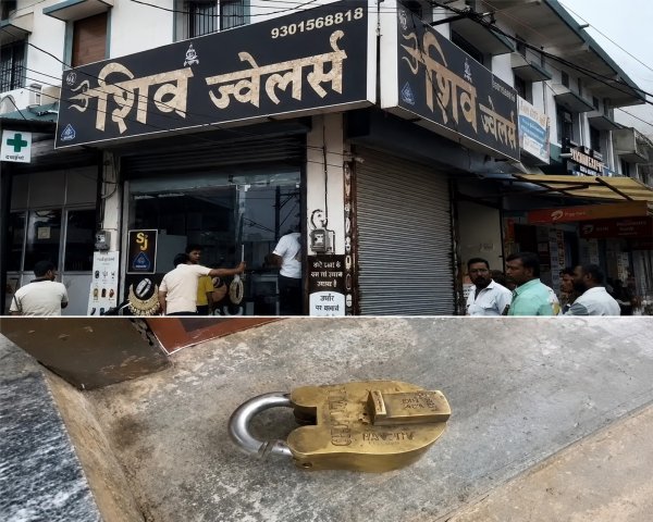 रायपुर में सराफा दुकान में  चोरी, 35 तोला सोना और 1 किलो चांदी लेकर चोर फरार