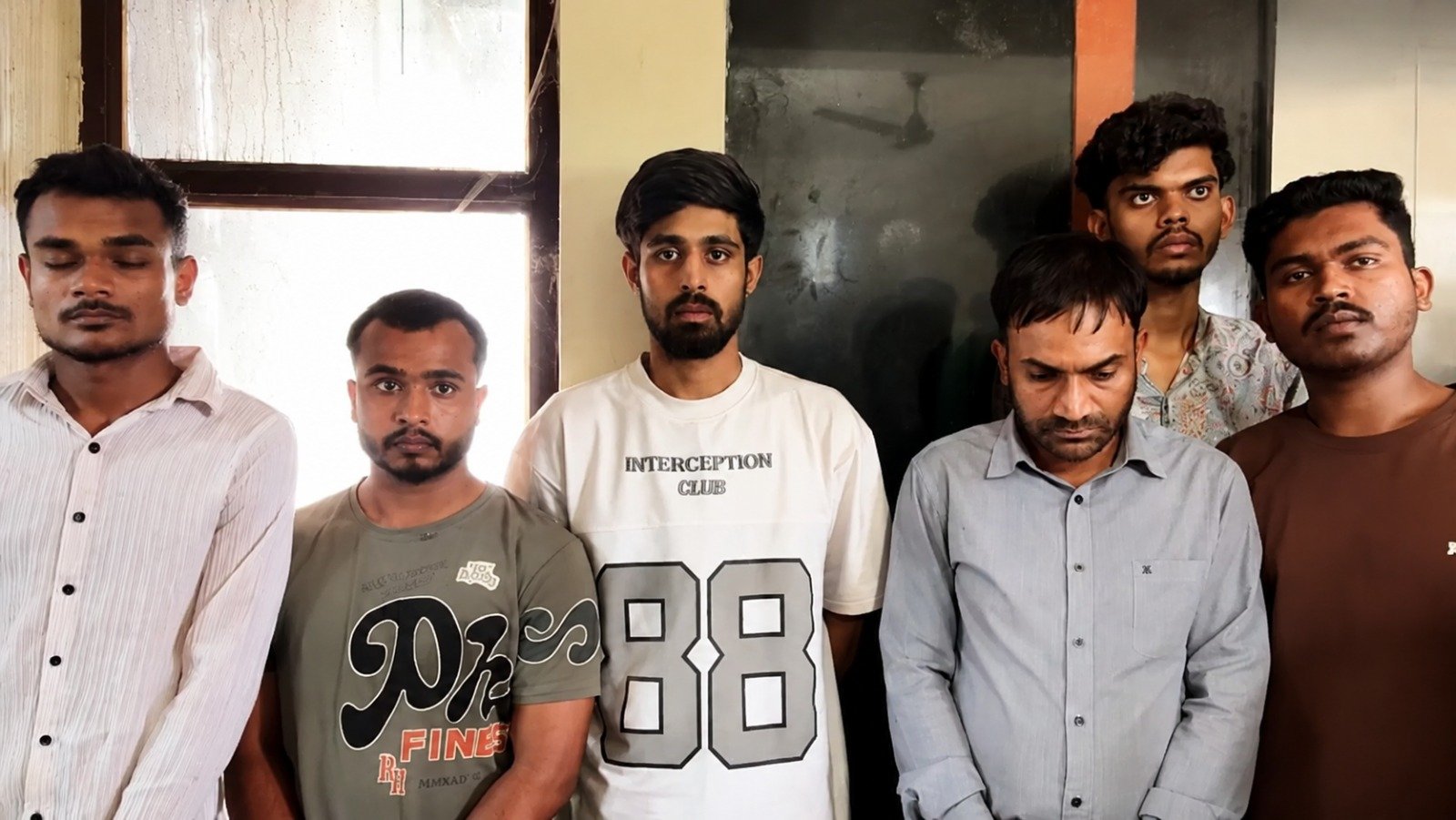 पेपर लीक मामले में प्रोफेसर समेत छह गिरफ्तार