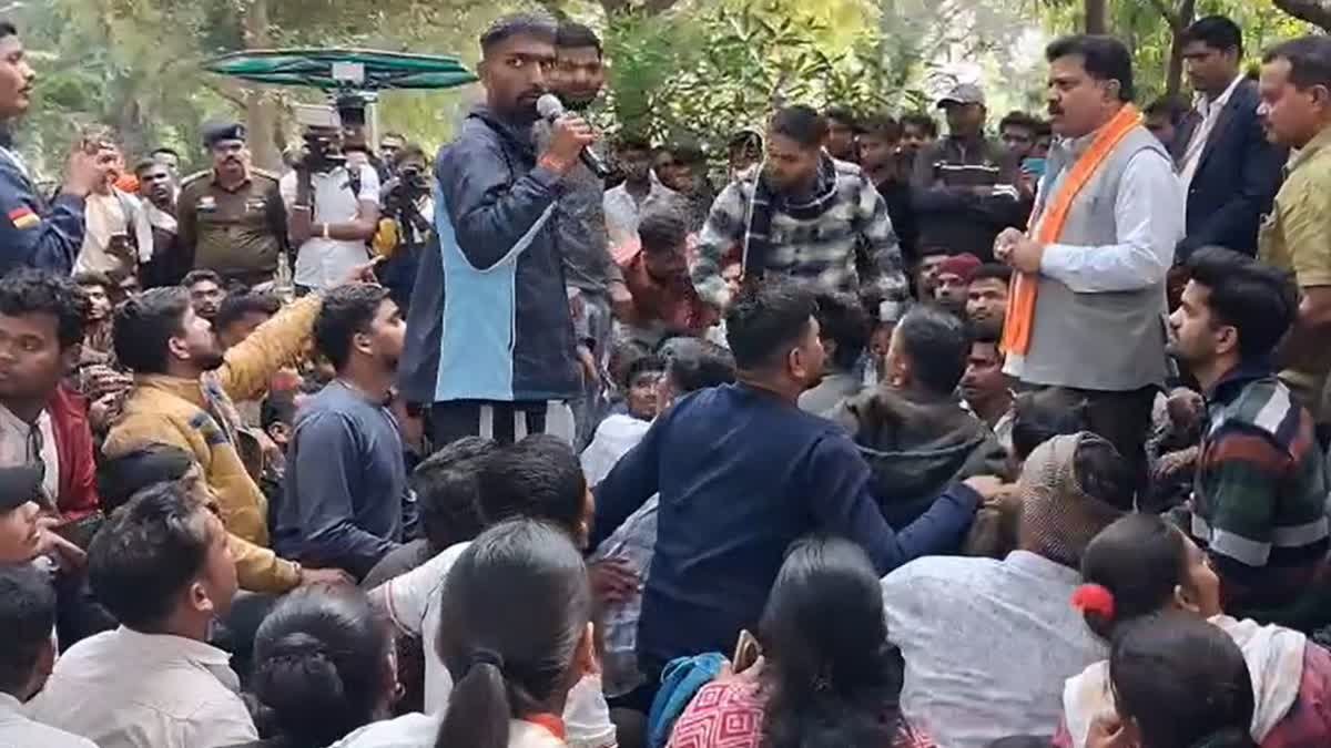 Protest by police recruitment candidates in Kawardha
