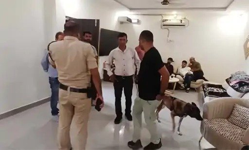 Theft at contractor deserted house