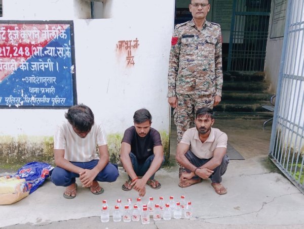 Illegal Liquor Trade: 5 थानों की संयुक्त कार्रवाई में 7 आरोपी गिरफ्तार, 1 फरार