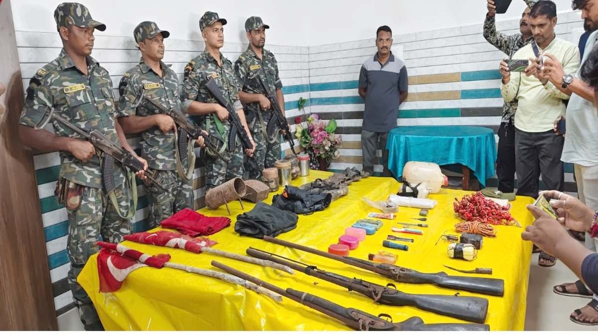 Weapons recovered from Maoist dump