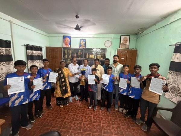 Mahasamund Handball Team: बच्चों का स्वर्णिम प्रदर्शन, बिलासपुर को हराकर जीता गोल्ड