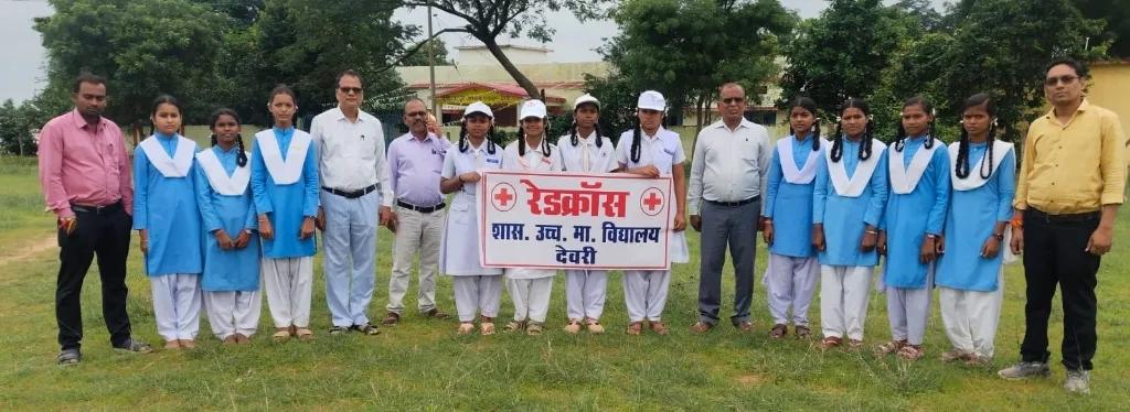 Red Cross Juniors during a cleanliness drive at Deori School