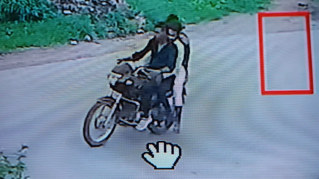 Knife-point robbery near Kosamkota canal bridge in Arang