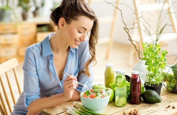 Orthorexia Nervosa: हेल्दी खाने की चाह कहीं बीमारी तो नहीं? जानिए क्या है ऑर्थोरेक्सिया नर्वोसा