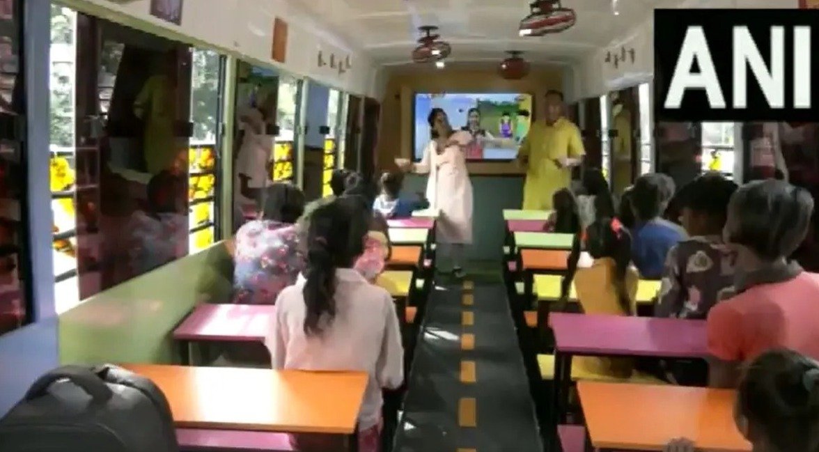 Signal School for Street Children in Surat