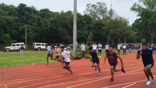 Mahasamund Athletics Competition: दौड़ से लेकर भाला फेंक तक, खिलाड़ियों ने दिखाया शानदार प्रदर्शन