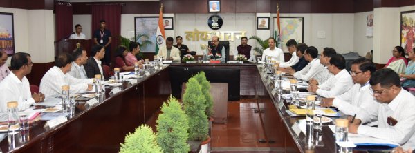 Chhattisgarh Universities: राज्यपाल रमेन डेका ने की विश्वविद्यालयों की समीक्षा, रिक्त पद जल्द भरने के निर्देश