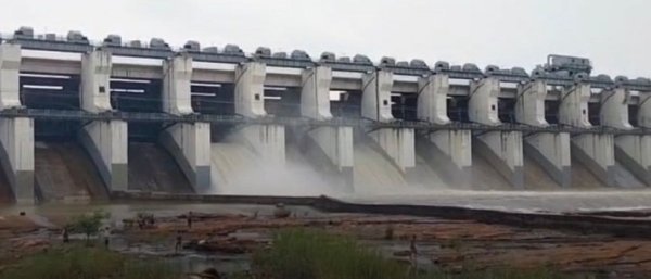 Dhamtari Flood: गंगरेल समेत धमतरी के जलाशयों में बढ़ा पानी, बाढ़ के खतरे को लेकर हाई अलर्ट