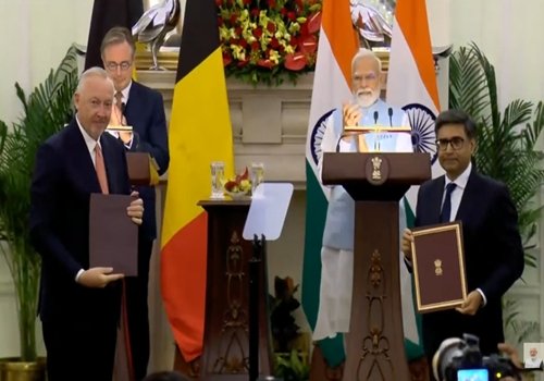 PM Modi with Belgium Prime Minister Bart De Wever (Image Source: akashvani)