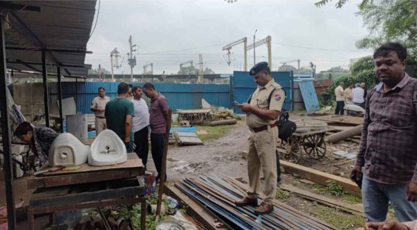 Bilaspur Murder Case: रेलवे स्टेशन के पास ठेका कर्मी की निर्मम हत्या, मामूली विवाद बना मौत की वजह