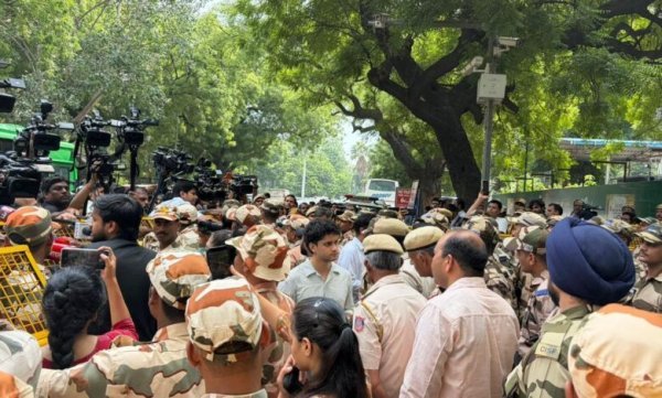 CJP protest violence: पॉडकास्ट में हमला कबूलने के बाद घिरे आरोपी स्वतंत्र भारद्वाज, पुलिस ने दिया 72 घंटे में गिरफ्तारी का आश्वासन