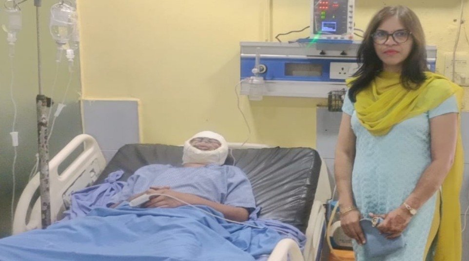 Mungeli student injured in wire accident (Image Source: Keertiman Media)