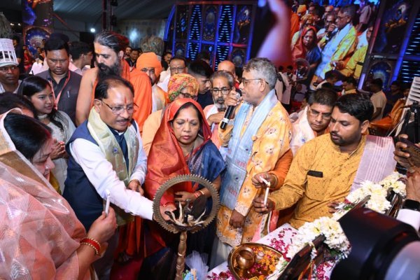 Raipur Dahi Handi: अवधपुरी मैदान में दही हांडी उत्सव की धूम, CM साय ने दी श्रीकृष्ण जन्मोत्सव की शुभकामनाएं