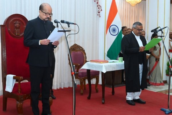 Justice Krushna Ram Mohapatra: छत्तीसगढ़ हाईकोर्ट के नए मुख्य न्यायाधीश ने ली शपथ