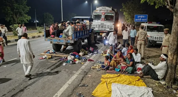 Dhar Road Accident: मजदूरों से भरी ट्रैक्टर-ट्रॉली को ट्रक ने मारी टक्कर, बच्चों समेत 12 लोग घायल, 5 गंभीर