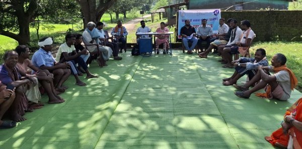 Chhattisgarh News: श्रमिकों और हितग्राहियों को मिले अधिकारों की जानकारी, गांवों में आयोजित हुआ विशेष दिवस