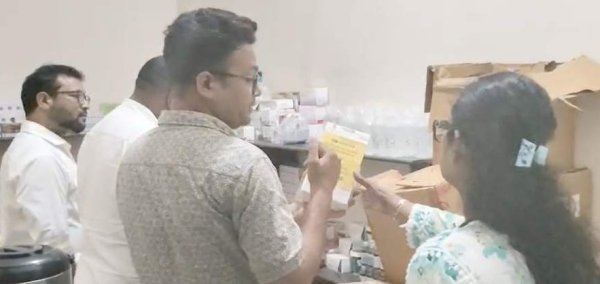 Ambikapur News: सिद्धार्थ हॉस्पिटल पर लापरवाही का आरोप, मासूम को एक्सपायरी इंजेक्शन लगाने का मामला