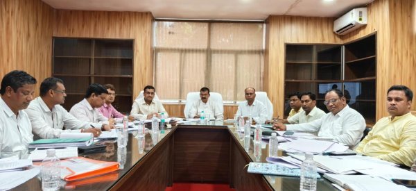 Chhattisgarh Agriculture: बीज निगम में वित्तीय अनुशासन और गुणवत्ता सुधार को प्राथमिकता, अधिकारियों को मिले निर्देश