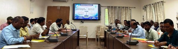 Fish Farming: जलाशयों में पिंजरा पालन से रोजगार और उत्पादन बढ़ाने की तैयारी, किसानों को मिला प्रशिक्षण