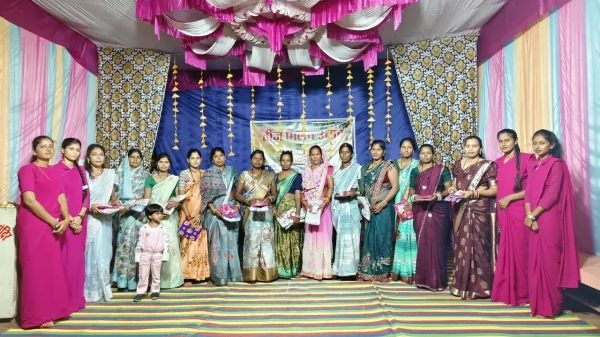 Arang News: लखौली में तीज उत्सव की धूम, भोलेनाथ नाटक ने मोहा मन