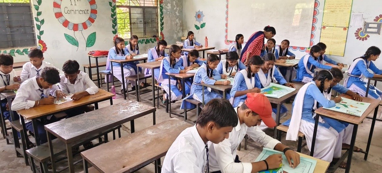 Seva Sankalp Abhiyan: शिक्षा, तकनीक और पर्यावरण संरक्षण का सपना, धमतरी के बच्चों ने पेश की विकसित भारत की कल्पना