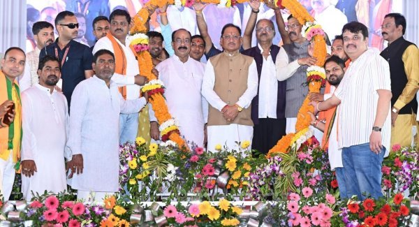 Chhattisgarh News: बीरगांव में बदलेगी तस्वीर, सड़क, पानी, सीवेज और खेल सुविधाओं पर सरकार का बड़ा फोकस