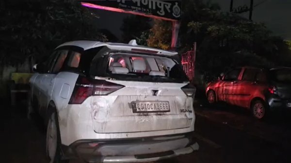 CG Crime News: अंबिकापुर में ट्रेनी DSP पर हमला, गणेश विसर्जन जुलूस के दौरान हुआ विवाद