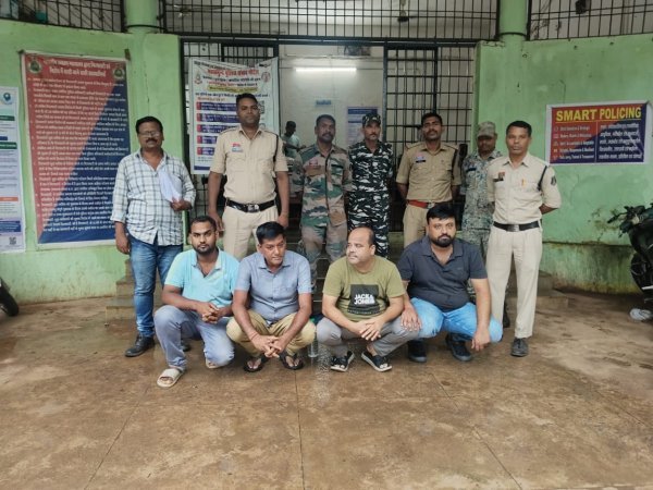 Mahasamund News: मानव तस्करी और बंधुआ मजदूरी कराने वाले मुख्य सरगना समेत 5 आरोपी पकड़ाए, ₹1.48 करोड़ कैश बरामद