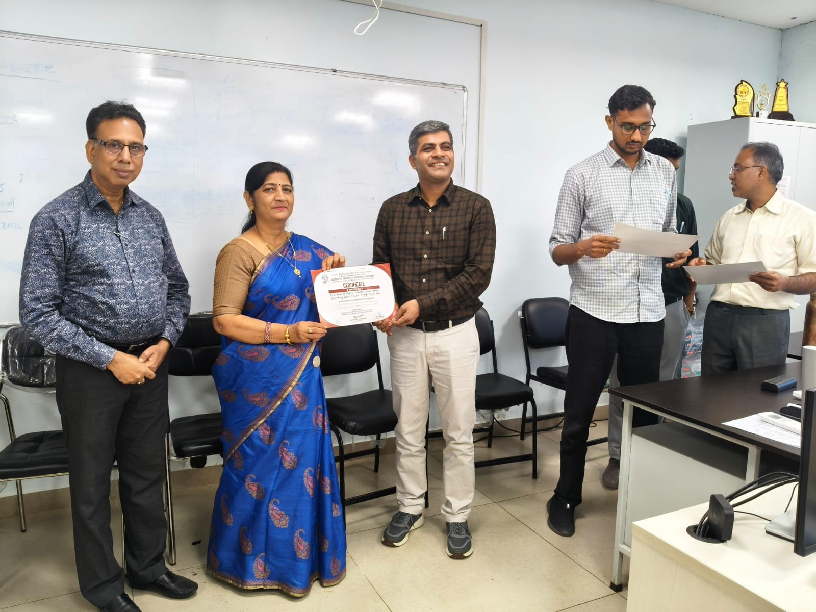 Arang News: प्रशिक्षित गौ सेवक संघ की प्रदेश स्तरीय बैठक रायपुर में संपन्न, मानदेय की मांग तेज
