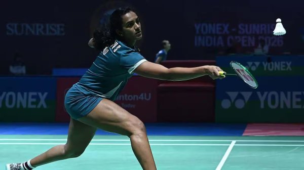 Badminton News: पीवी सिंधु का शानदार प्रदर्शन, जापानी खिलाड़ी को हराकर पहुंचीं क्वार्टर फाइनल
