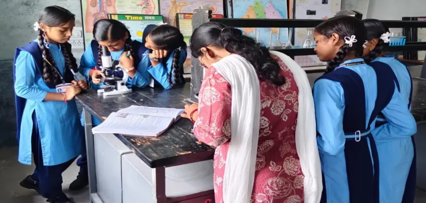 Seva Sankalp Abhiyan: शासकीय हाईस्कूल बरेकेलकला में शिक्षा के साथ, विद्यार्थियों का किया जा रहा सर्वांगीण
