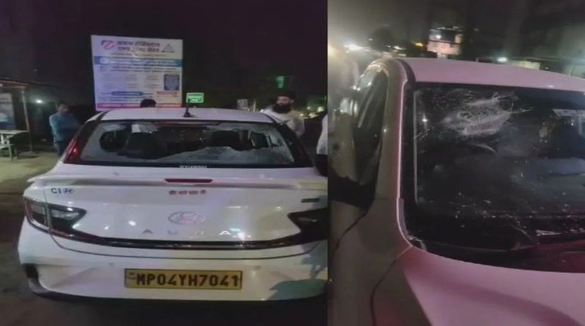 Damaged cab after attack in Bhopal(Image Source: social media)