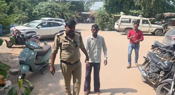 Dabra crime News6 और 7 साल की बच्चियों से छेड़छाड़, पुलिस ने आरोपी को किया गिरफ्तार