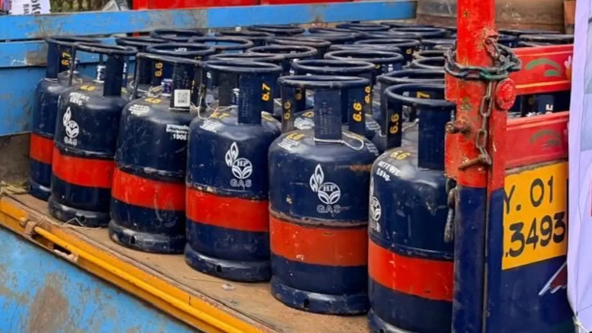 Hike in commercial LPG cylinder prices