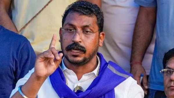 Chandrashekhar Azad: सांसद की बढ़ीं मुश्किलें, MP-MLA कोर्ट ने जारी किया non-bailable warrant, संपत्ति कुर्क करने के निर्देश