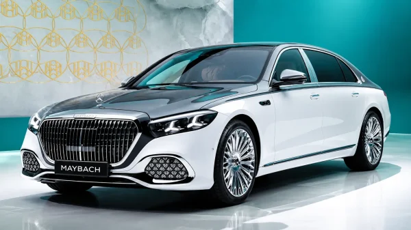 New Mercedes Maybach S Class: कल होगी लॉन्च, सुपरस्क्रीन और नए लुक के साथ, जानिए क्या होगा खास