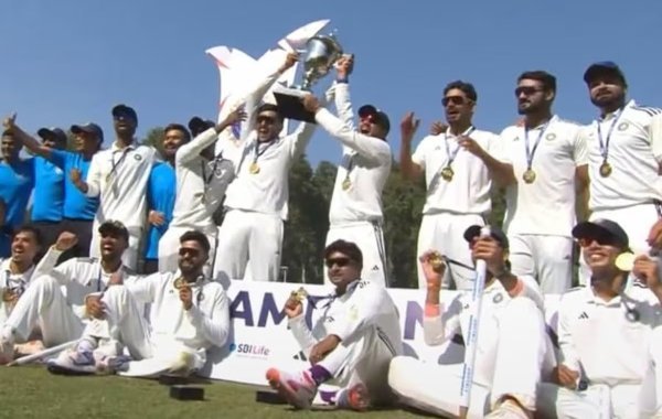 Irani Cup Final: मुकेश कुमार की घातक गेंदबाजी, रेस्ट ऑफ इंडिया ने जीता ईरानी कप