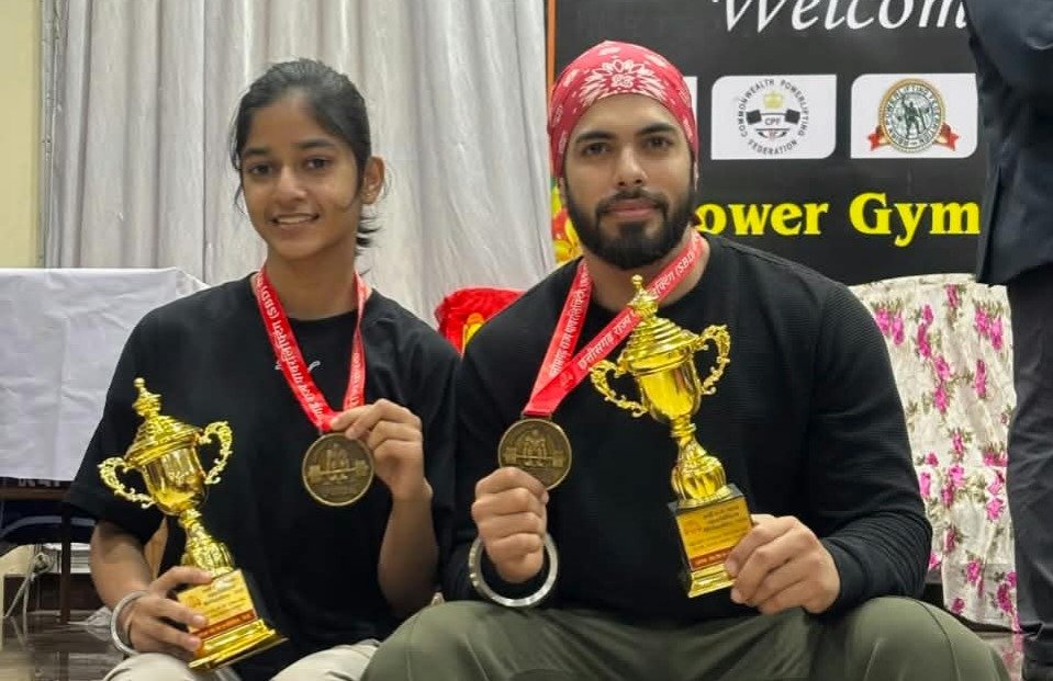 Sports News: गुरदीप सिंह और आभा चंद्राकर का शानदार प्रदर्शन, पावरलिफ्टिंग में जीते गोल्ड मेडल