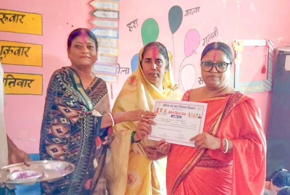 Anganwadi God Bharai and Annaprashan Program in Raipur (Image Source: Keertiman Media)