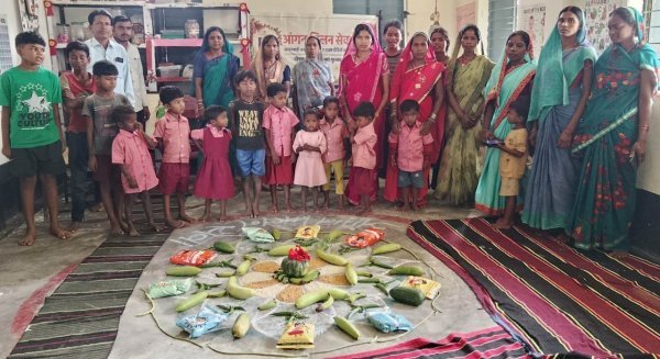 Angan Milan Seva Program: कार्यक्रम से महिलाओं और बच्चों को मिला पोषण संदेश