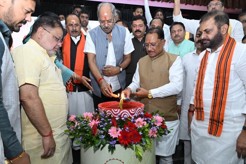 CM Sai leads Seva Jyoti Yatra in Raipur(Image Source:CGDPR)
