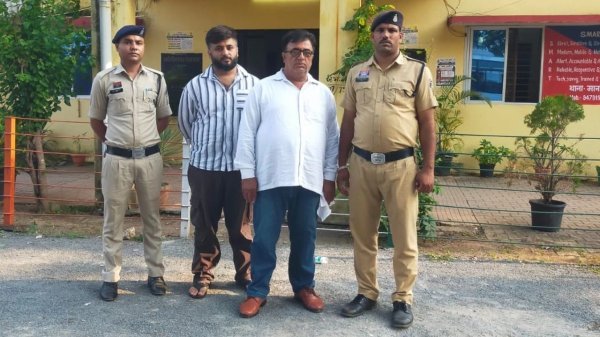 Crime News: दूसरे ब्रांड की पैकेजिंग में आटा-बेसन बेचने के आरोप में पिता-पुत्र गिरफ्तार