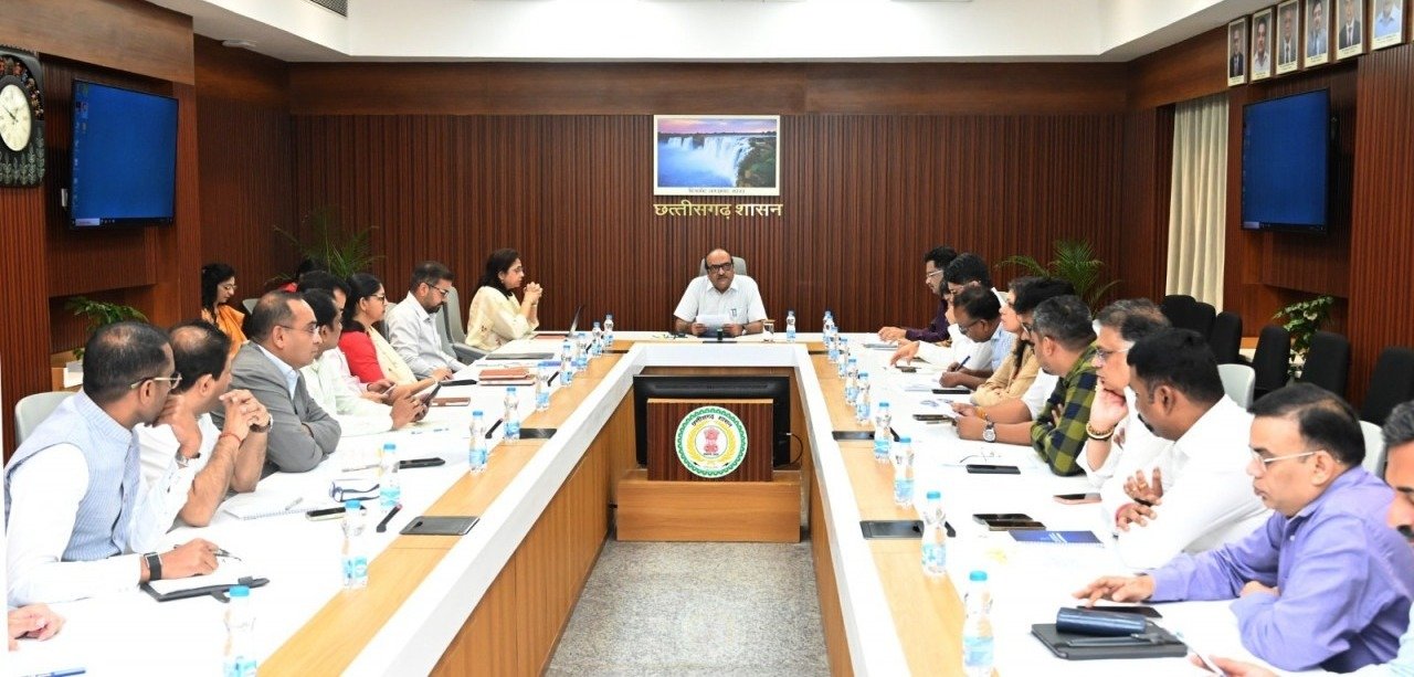 Complaint Resolution: 2 लाख शिकायतों पर सख्त हुए मुख्य सचिव विकासशील, अधिकारियों को दिए निर्देश