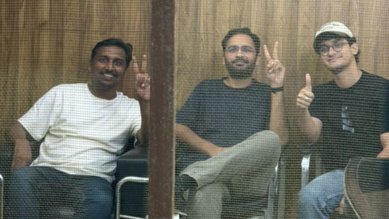 CJP Leaders Detained: जंतर-मंतर पर तिरंगा फहराने को लेकर हंगामा, आशुतोष रांका और सौरव दास समेत कई गिरफ्तार