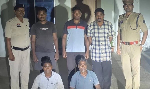 Crime News: कांकेर की लौह खदान में आगजनी का खुलासा, 5 आरोपी गिरफ्तार