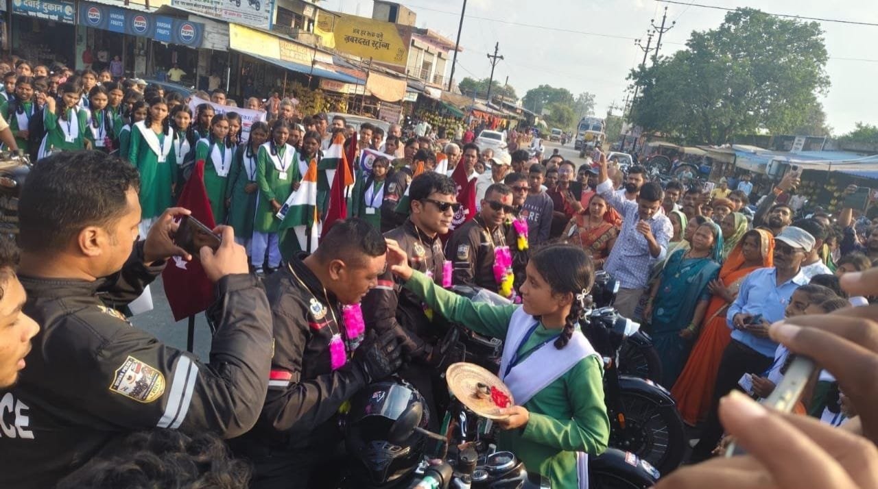 National Unity Day: नशामुक्ति का संदेश लेकर महासमुंद पहुंची बाइक रैली, एसपी प्रभात कुमार भी हुए शामिल